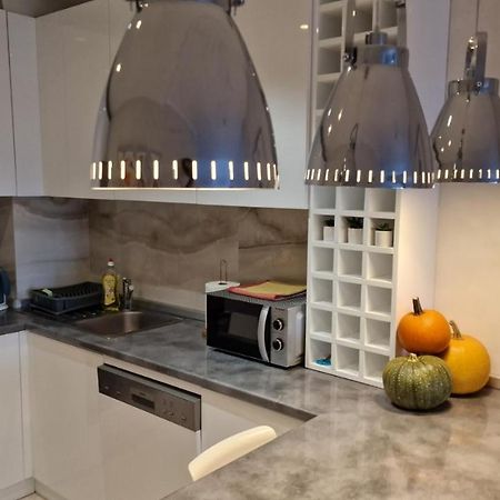 Lux Apartman Ava Kikinda ภายนอก รูปภาพ