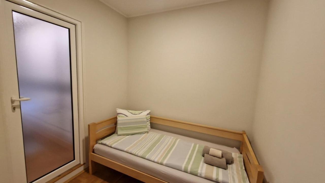Lux Apartman Ava Kikinda ภายนอก รูปภาพ